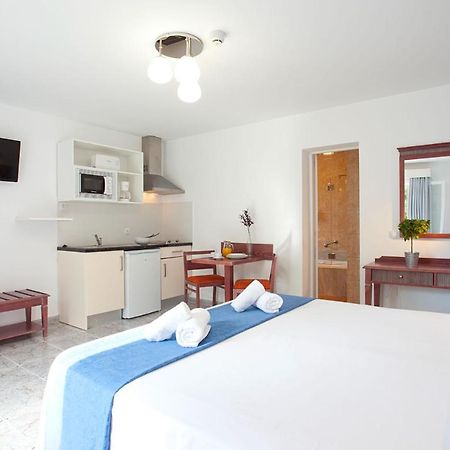 Apartamentos Cala Murada Tennis Exterior foto